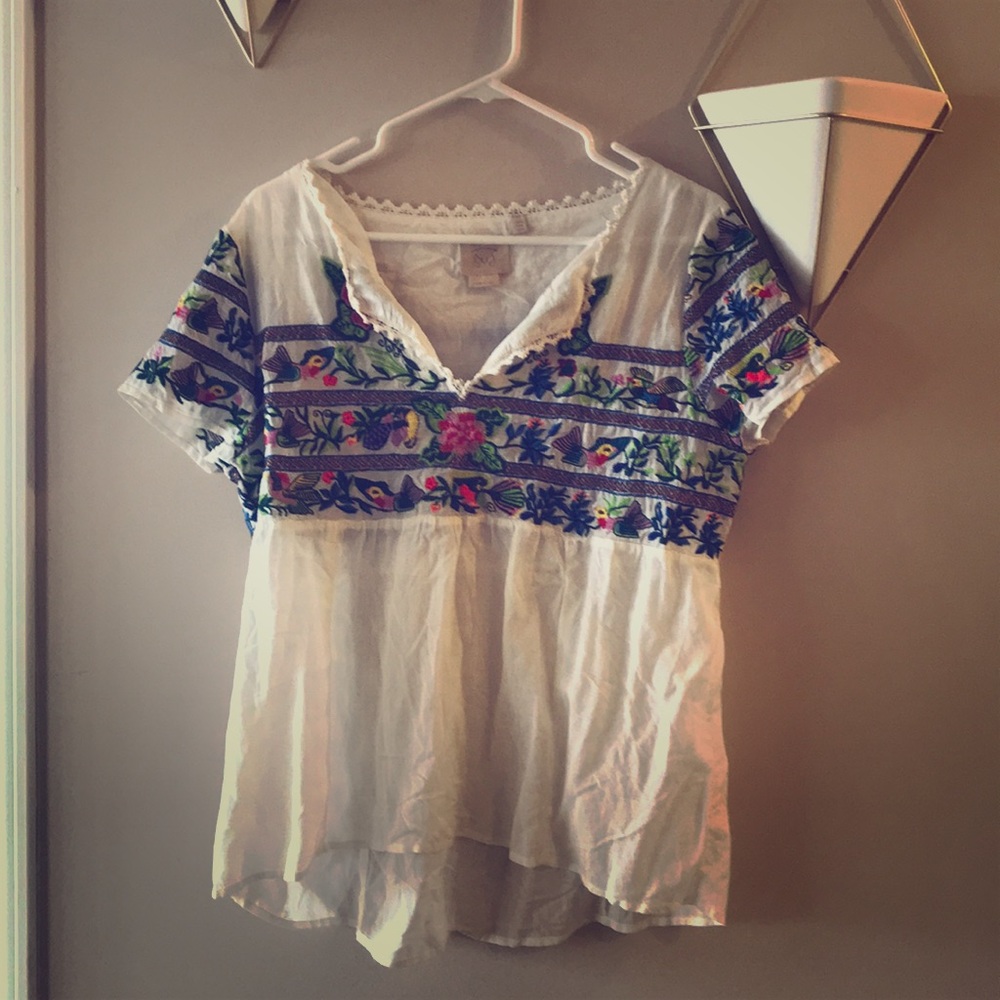 Anthropologie embroidered shirt